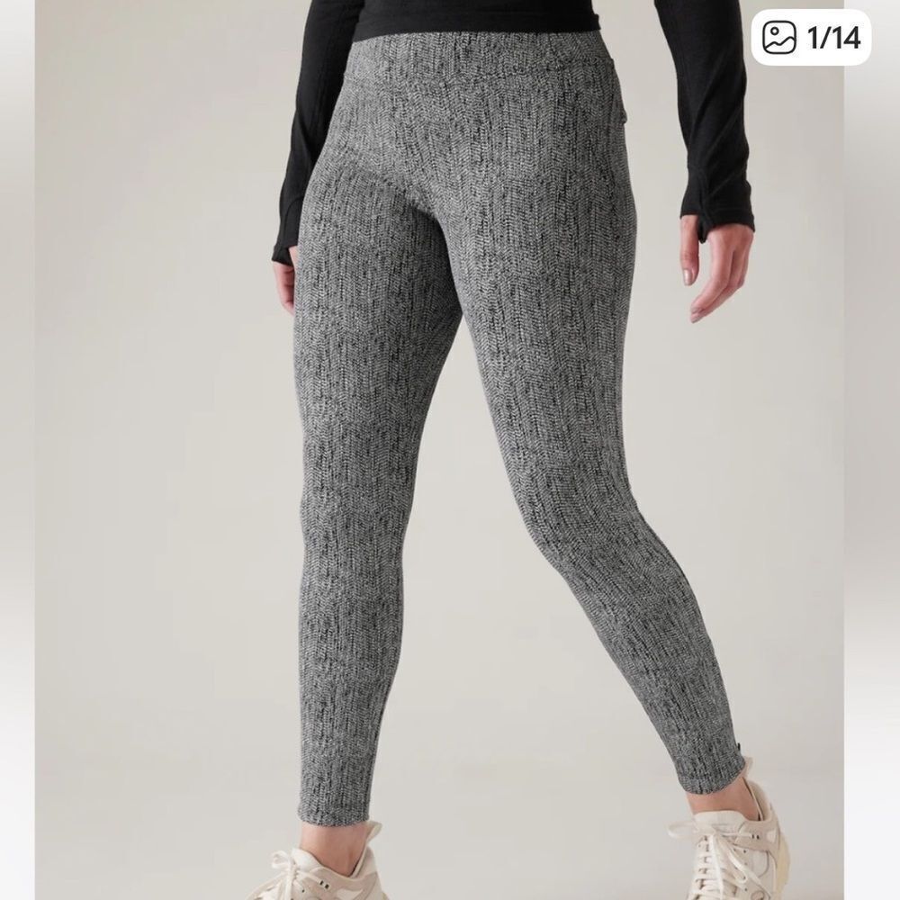 Athleta Delancey Skyline Tight Legging Black/White Ankle Zip